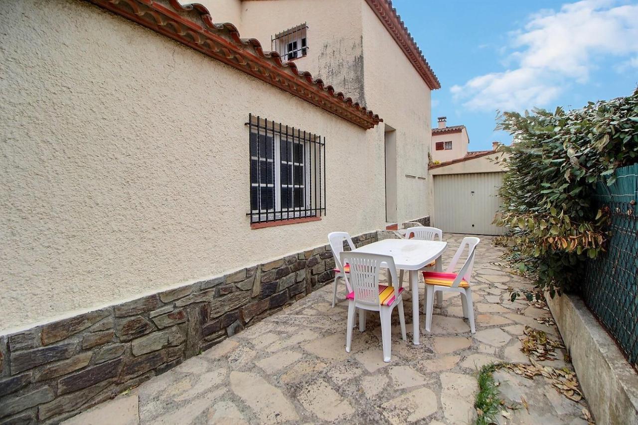 Meuble Trois Etoiles Au Premier Etage D'Une Maison Typique Saint-Cyprien  Exterior photo