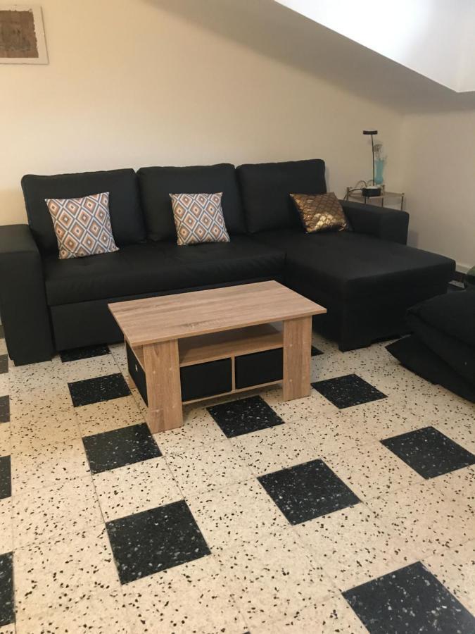 Meuble Trois Etoiles Au Premier Etage D'Une Maison Typique Saint-Cyprien  Exterior photo